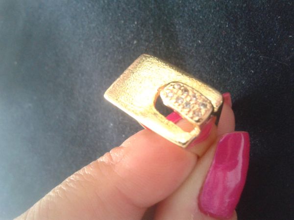 Anel com zircônia ANR21